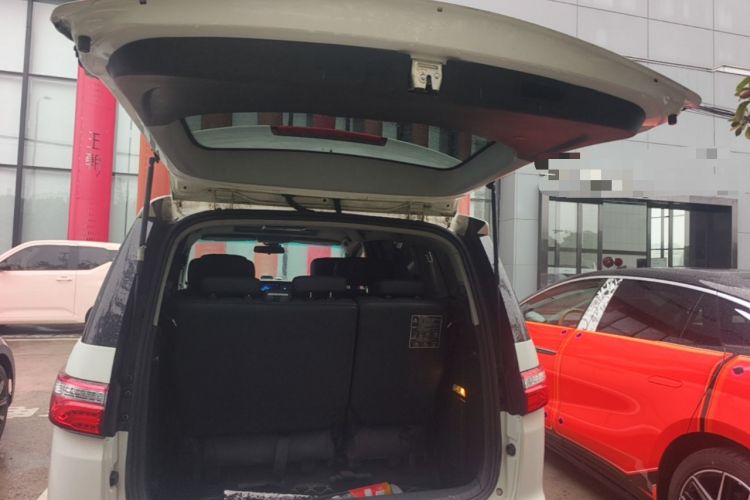 Used Luxgen Great 7 MPV 2016 2.0T Luxury Model Trunk