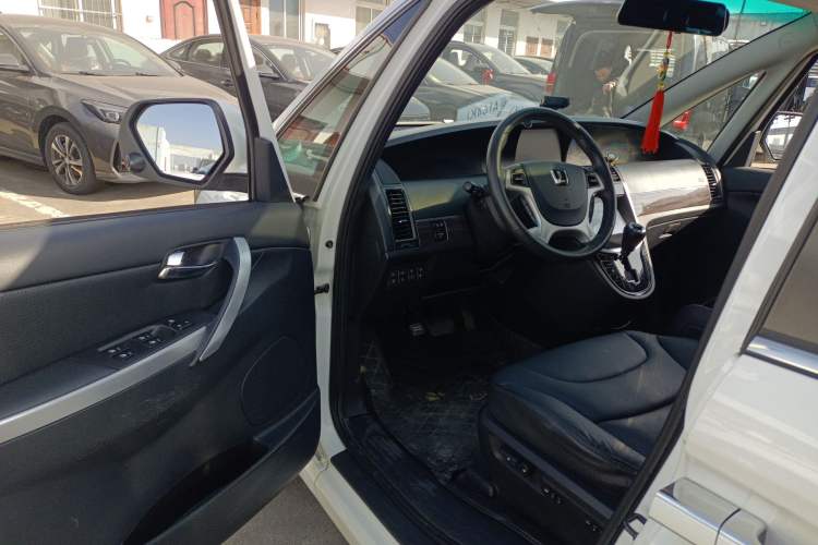 Used Luxgen Great 7 MPV 2016 2.2T Smart Enjoyment Version Driver Seat