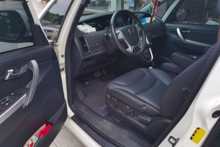 Used Luxgen Great 7 MPV 2016 2.0T Luxury Model Driver Seat