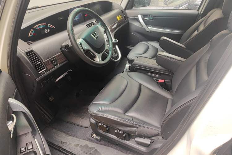 Used Luxgen Great 7 MPV 2016 2.0T Comfort Edition Driver Seat