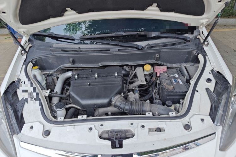 Used Luxgen Great 7 MPV 2016 2.0T Comfort Edition Engine Bay