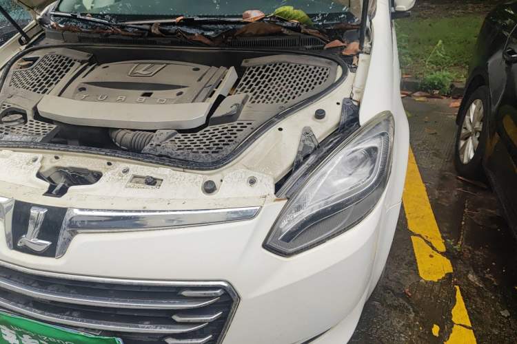Used Luxgen Great 7 MPV 2016 2.0T Comfort Edition Engine Bay Left