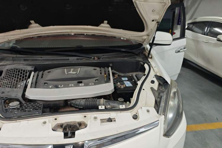 Used Luxgen Great 7 MPV 2016 2.0T Comfort Edition Engine Bay Left