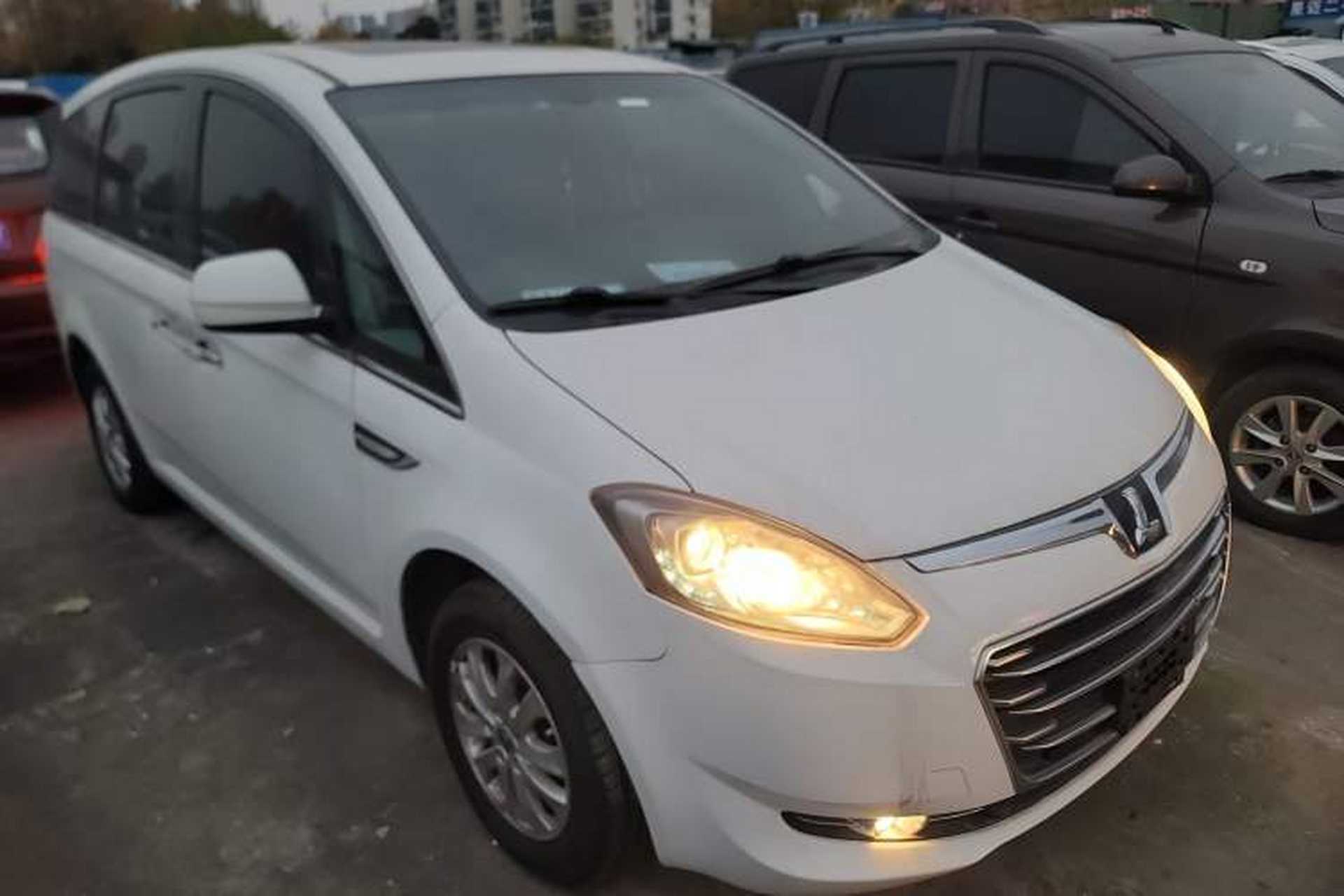 Used Luxgen Great 7 MPV 2016 2.0T Luxury Model Exterior 1