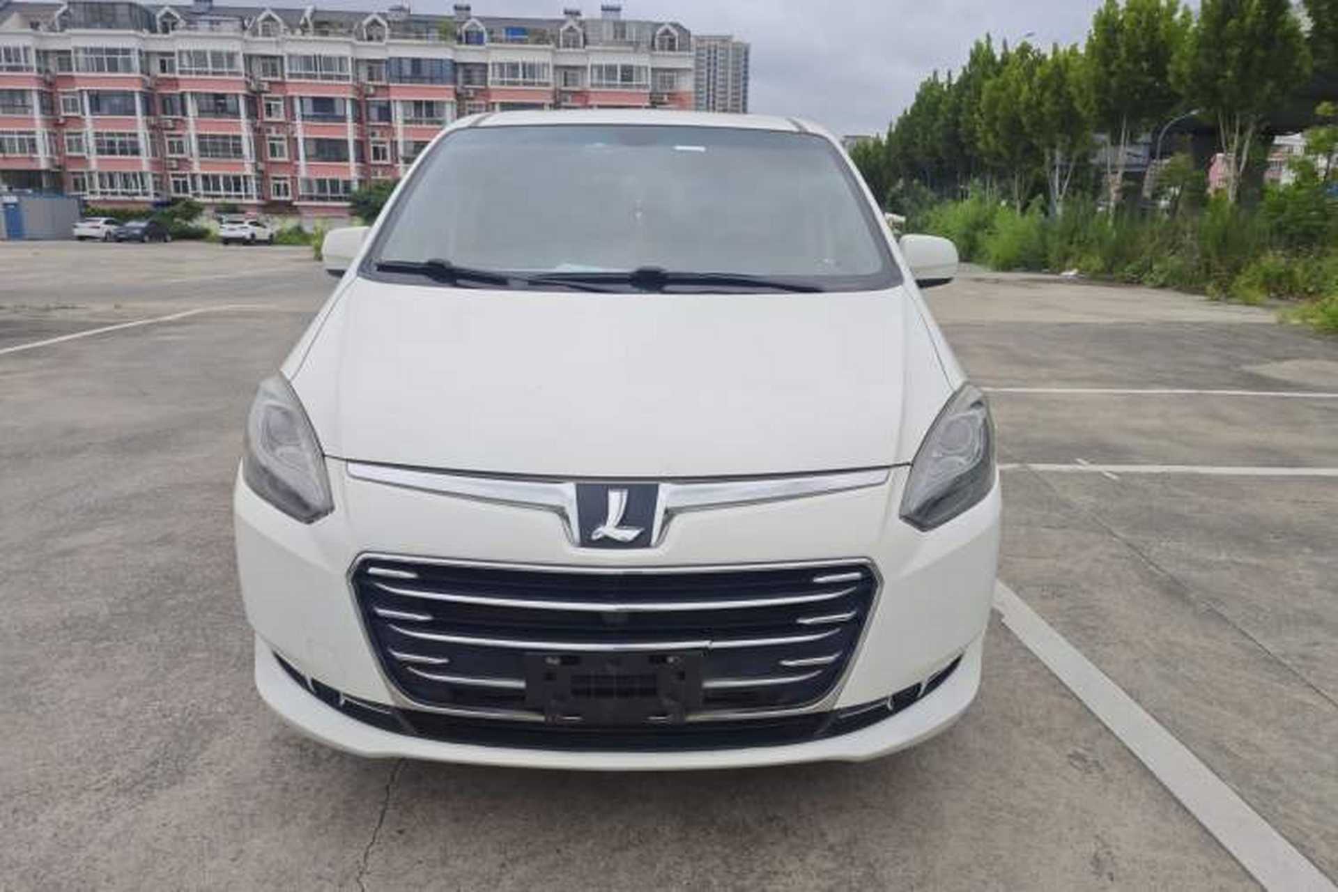 Used Luxgen Great 7 MPV 2016 2.0T Luxury Model Exterior 3