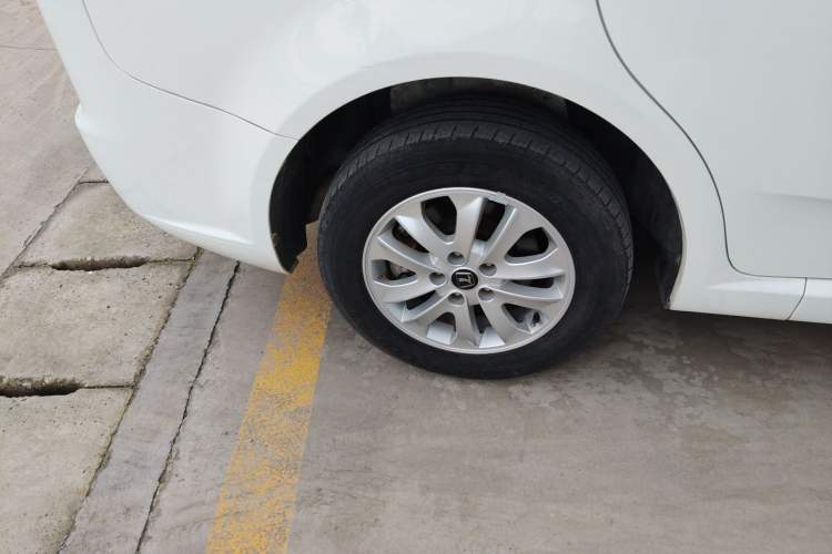Used Luxgen Great 7 MPV 2016 2.0T Luxury Model Exterior 3