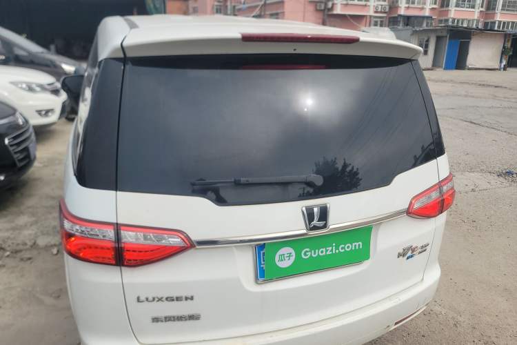 Used Luxgen Great 7 MPV 2016 2.0T Luxury Model Exterior 4
