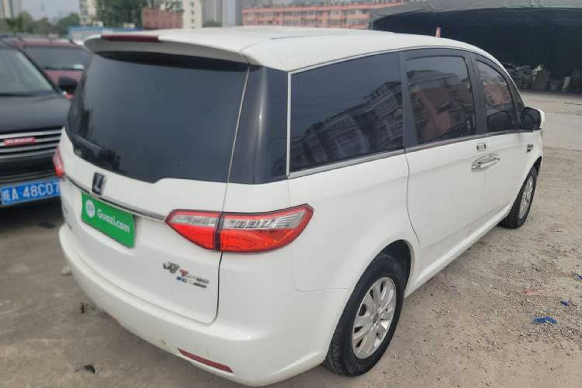 Used Luxgen Great 7 MPV 2016 2.0T Luxury Model Exterior 5