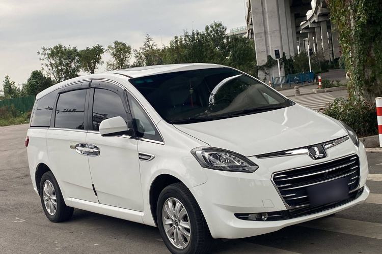 Used Luxgen Great 7 MPV 2016 2.0T Luxury Model Exterior 5