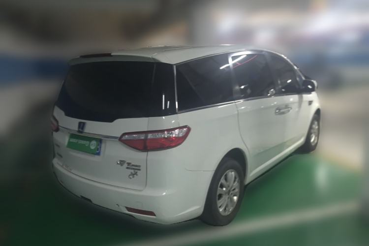 Used Luxgen Great 7 MPV 2016 2.0T Comfort Edition Exterior 5