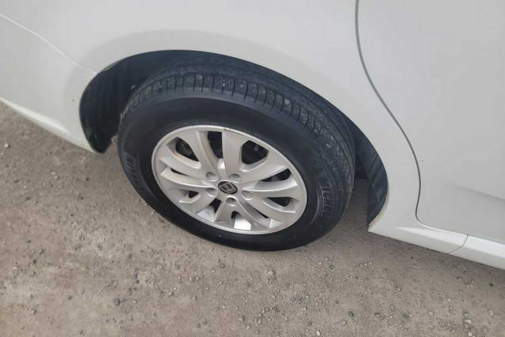 Used Luxgen Great 7 MPV 2016 2.0T Luxury Model Exterior 8