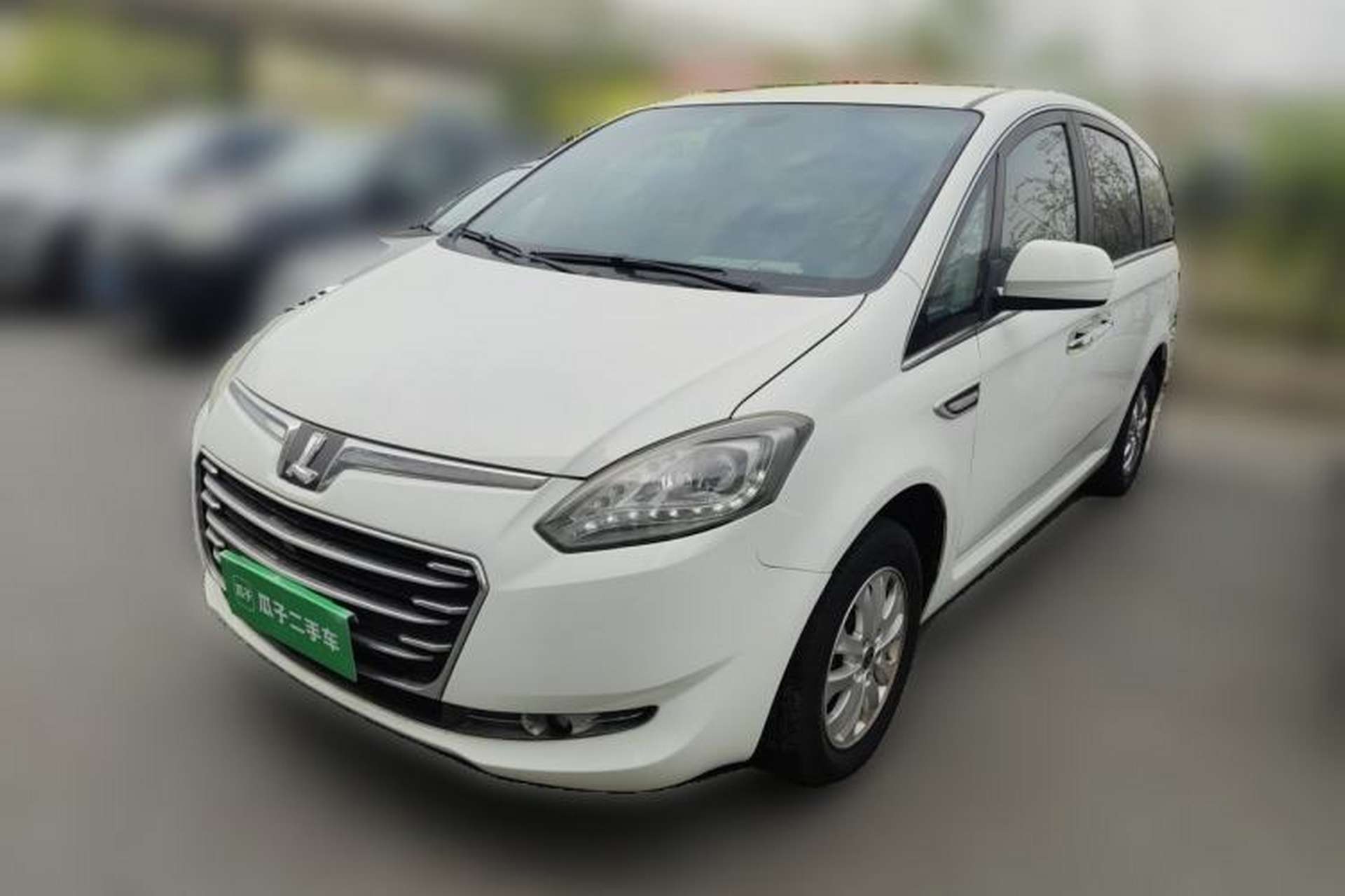 Used Luxgen Great 7 MPV 2016 2.0T Comfort Edition Front Left 45 Deg