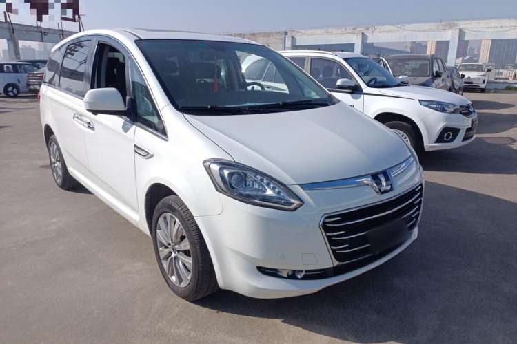 Used Luxgen Great 7 MPV 2016 2.2T Smart Enjoyment Version Front Right 45 Deg