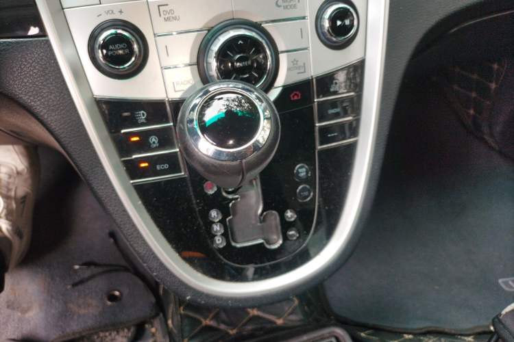 Used Luxgen Great 7 MPV 2016 2.0T Comfort Edition Gear Lever