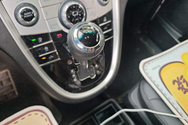 Used Luxgen Great 7 MPV 2016 2.0T Luxury Model Gear Lever