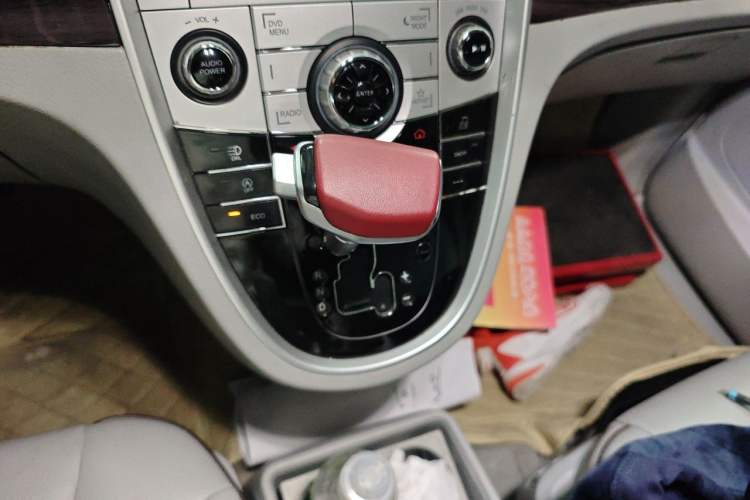 Used Luxgen Great 7 MPV 2016 2.0T Comfort Edition Gear Lever