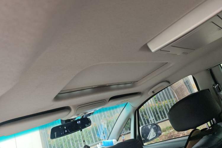 Used Luxgen Great 7 MPV 2016 2.0T Luxury Model Headliner