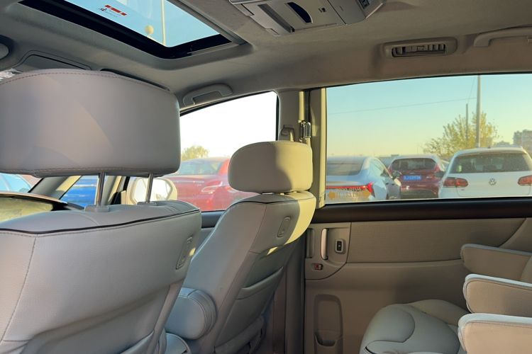 Used Luxgen Great 7 MPV 2016 2.0T Luxury Model Headliner