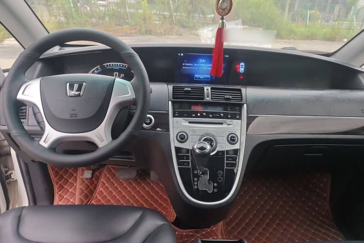 Used Luxgen Great 7 MPV 2016 2.0T Luxury Model Interior 3