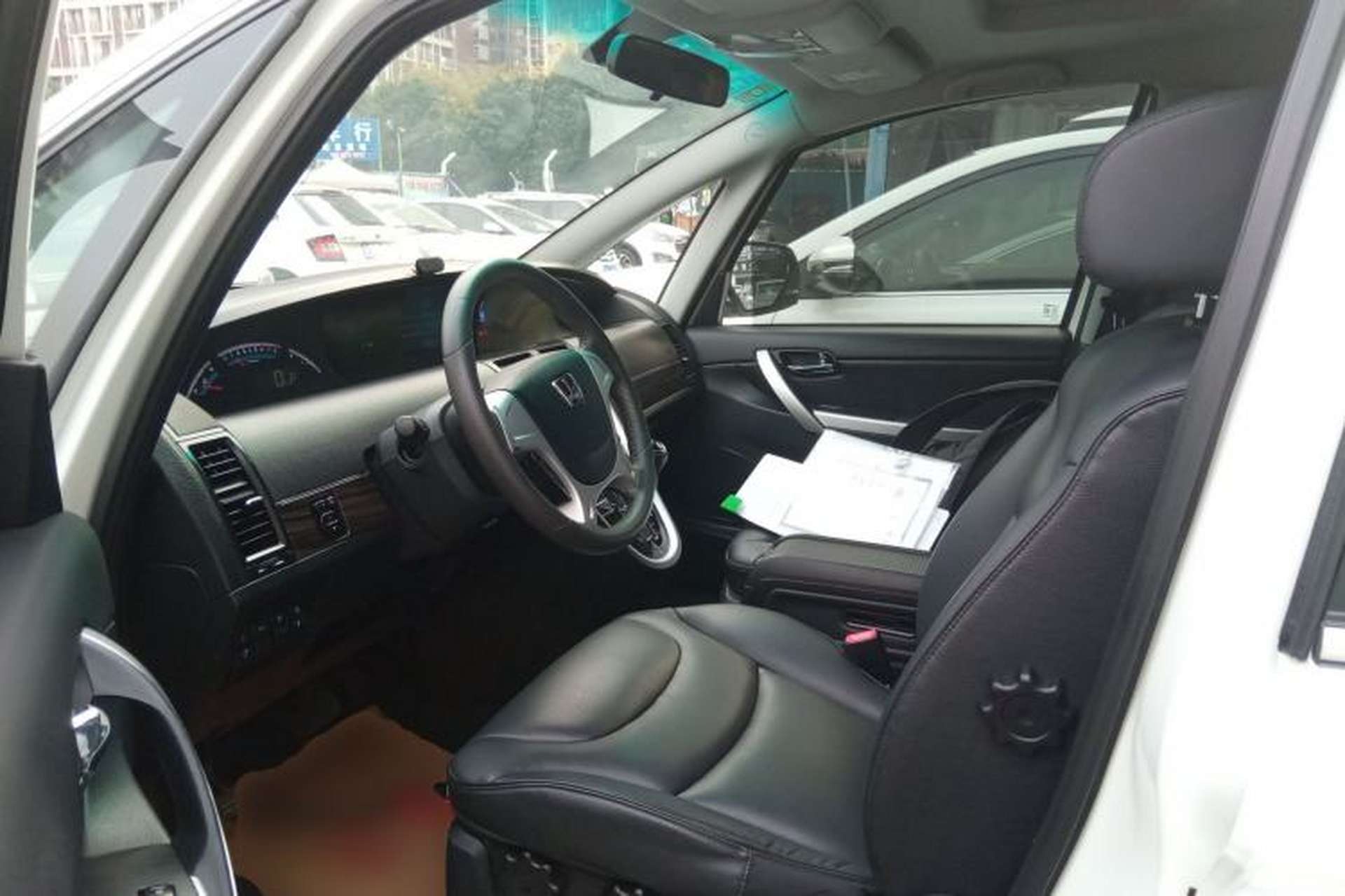 Used Luxgen Great 7 MPV 2016 2.0T Luxury Model Interior 3