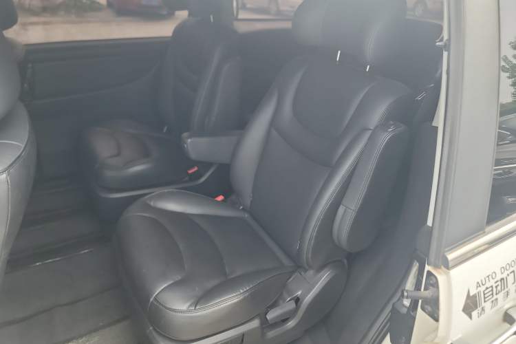 Used Luxgen Great 7 MPV 2016 2.0T Luxury Model Interior 4