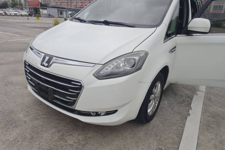 Used Luxgen Great 7 MPV 2016 2.0T Luxury Model Left Front Headlight