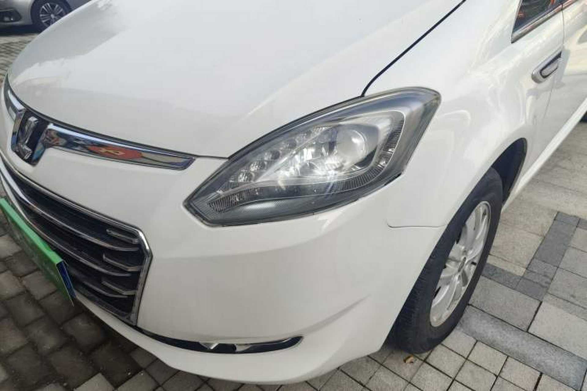 Used Luxgen Great 7 MPV 2016 2.0T Luxury Model Left Front Headlight