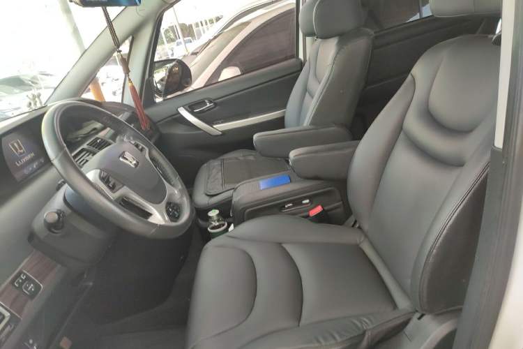 Used Luxgen Great 7 MPV 2016 2.2T Smart Enjoyment Version Left Front Seat