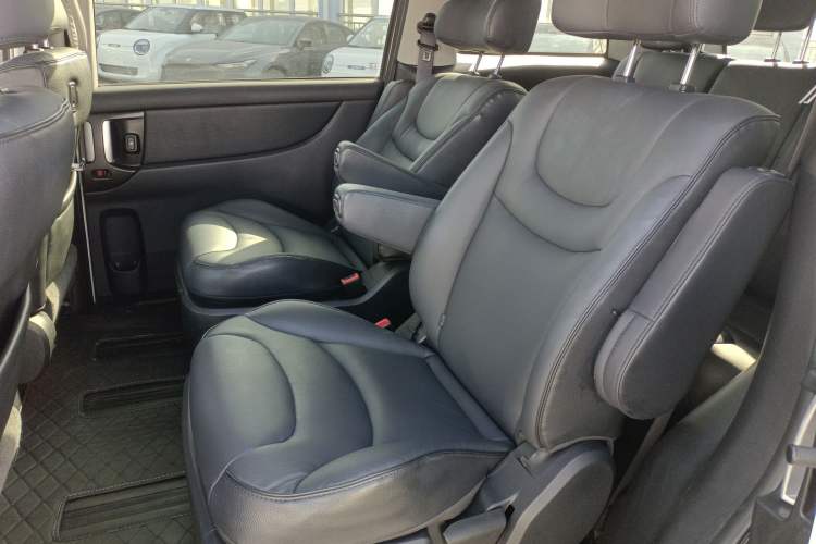 Used Luxgen Great 7 MPV 2016 2.2T Smart Enjoyment Version Left Rear Seat