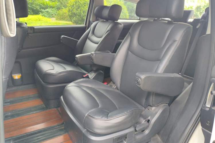 Used Luxgen Great 7 MPV 2016 2.0T Comfort Edition Left Rear Seat