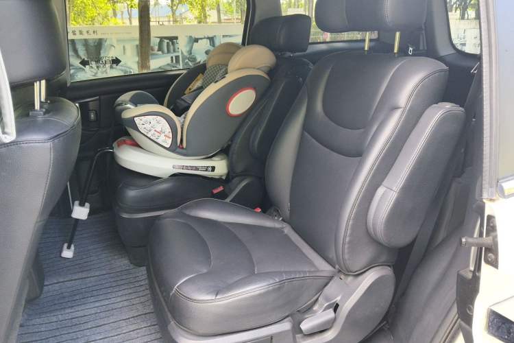 Used Luxgen Great 7 MPV 2016 2.0T Comfort Edition Left Rear Seat