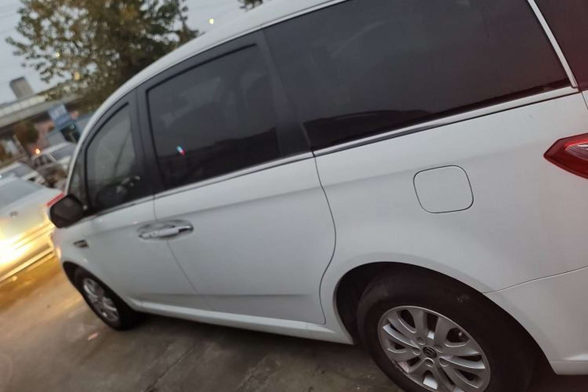 Used Luxgen Great 7 MPV 2016 2.0T Luxury Model Left Side