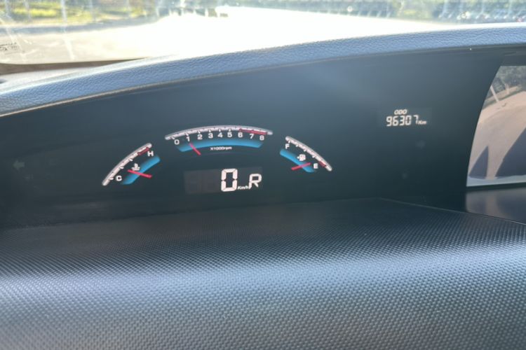 Used Luxgen Great 7 MPV 2016 2.0T Comfort Edition Odometer Close Up