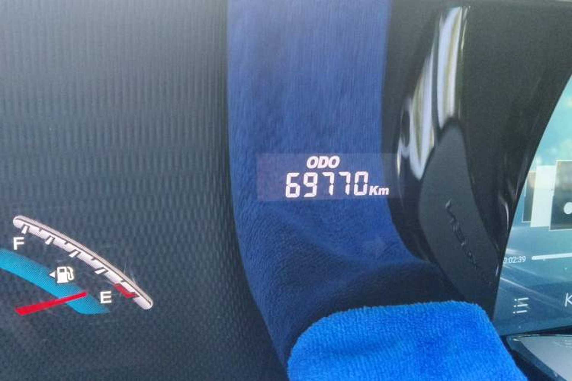 Used Luxgen Great 7 MPV 2016 2.0T Comfort Edition Odometer Close Up
