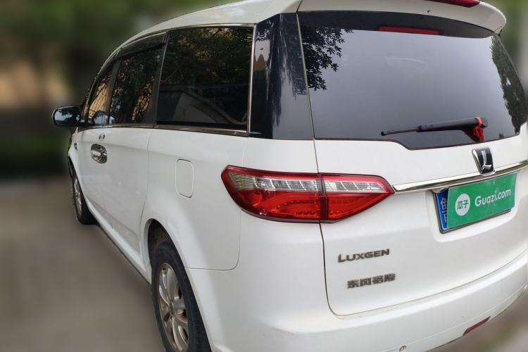 Used Luxgen Great 7 MPV 2016 2.0T Comfort Edition Rear Left 45 Deg