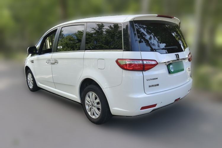 Used Luxgen Great 7 MPV 2016 2.0T Comfort Edition Rear Left 45 Deg