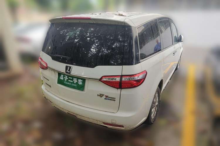 Used Luxgen Great 7 MPV 2016 2.0T Comfort Edition Rear Right 45 Deg