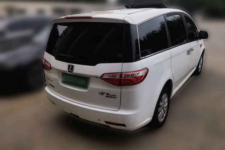 Used Luxgen Great 7 MPV 2016 2.0T Luxury Model Rear Right 45 Deg