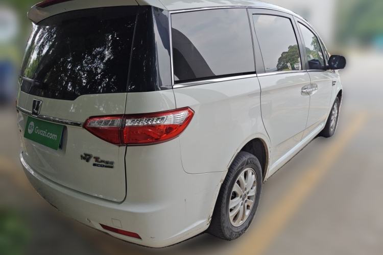 Used Luxgen Great 7 MPV 2016 2.0T Comfort Edition Rear Right 45 Deg