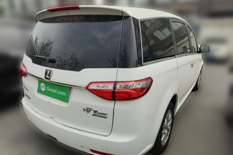 Used Luxgen Great 7 MPV 2016 2.0T Comfort Edition Rear Right 45 Deg