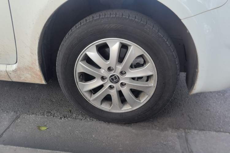 Used Luxgen Great 7 MPV 2016 2.0T Luxury Model Right Front Wheel Hub