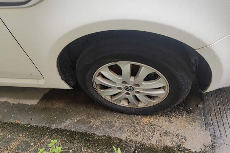 Used Luxgen Great 7 MPV 2016 2.0T Comfort Edition Right Front Wheel Hub