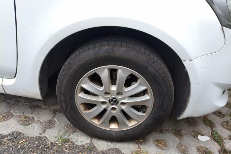 Used Luxgen Great 7 MPV 2016 2.0T Comfort Edition Right Front Wheel Hub