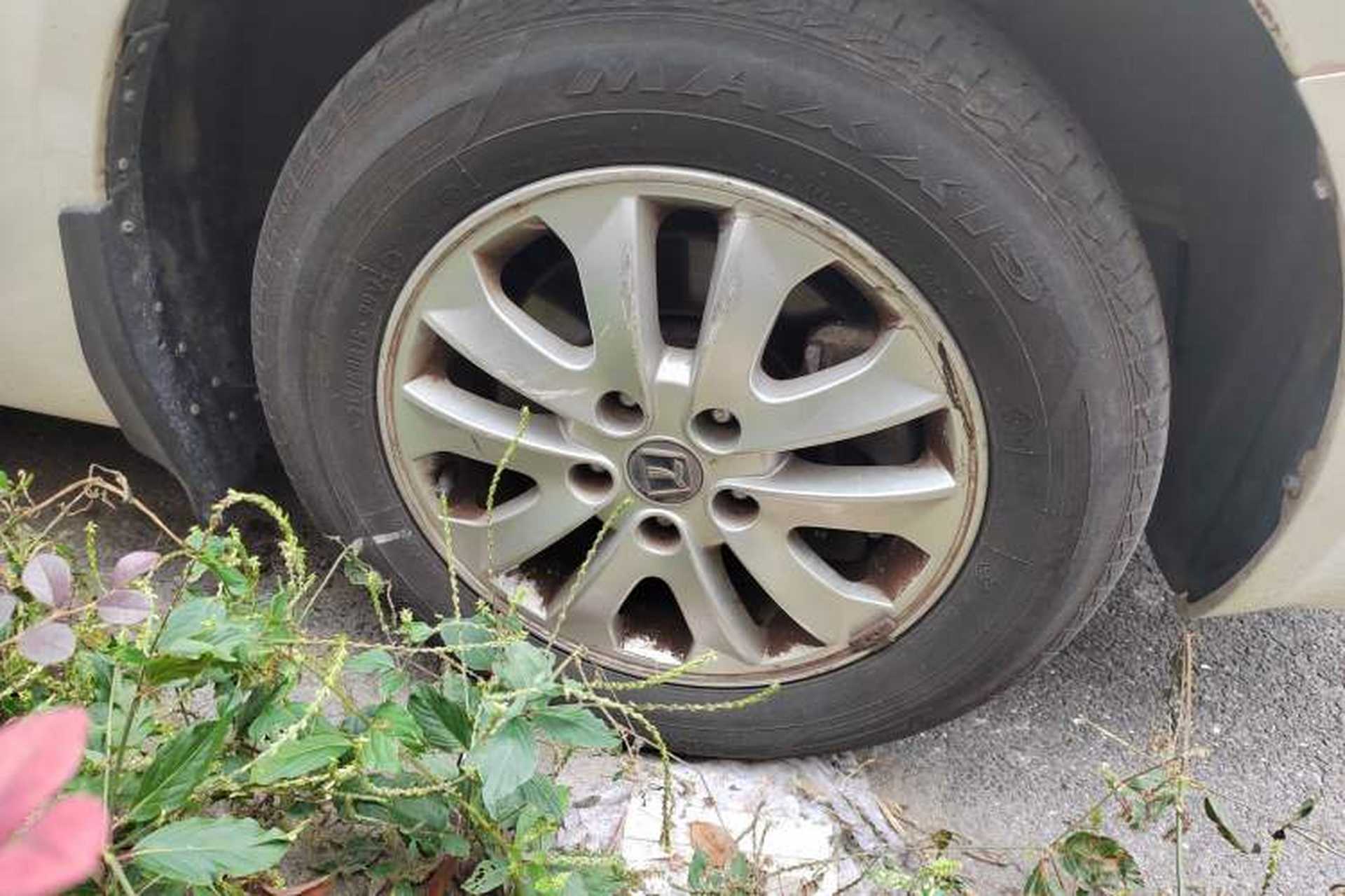 Used Luxgen Great 7 MPV 2016 2.0T Luxury Model Right Front Wheel Hub