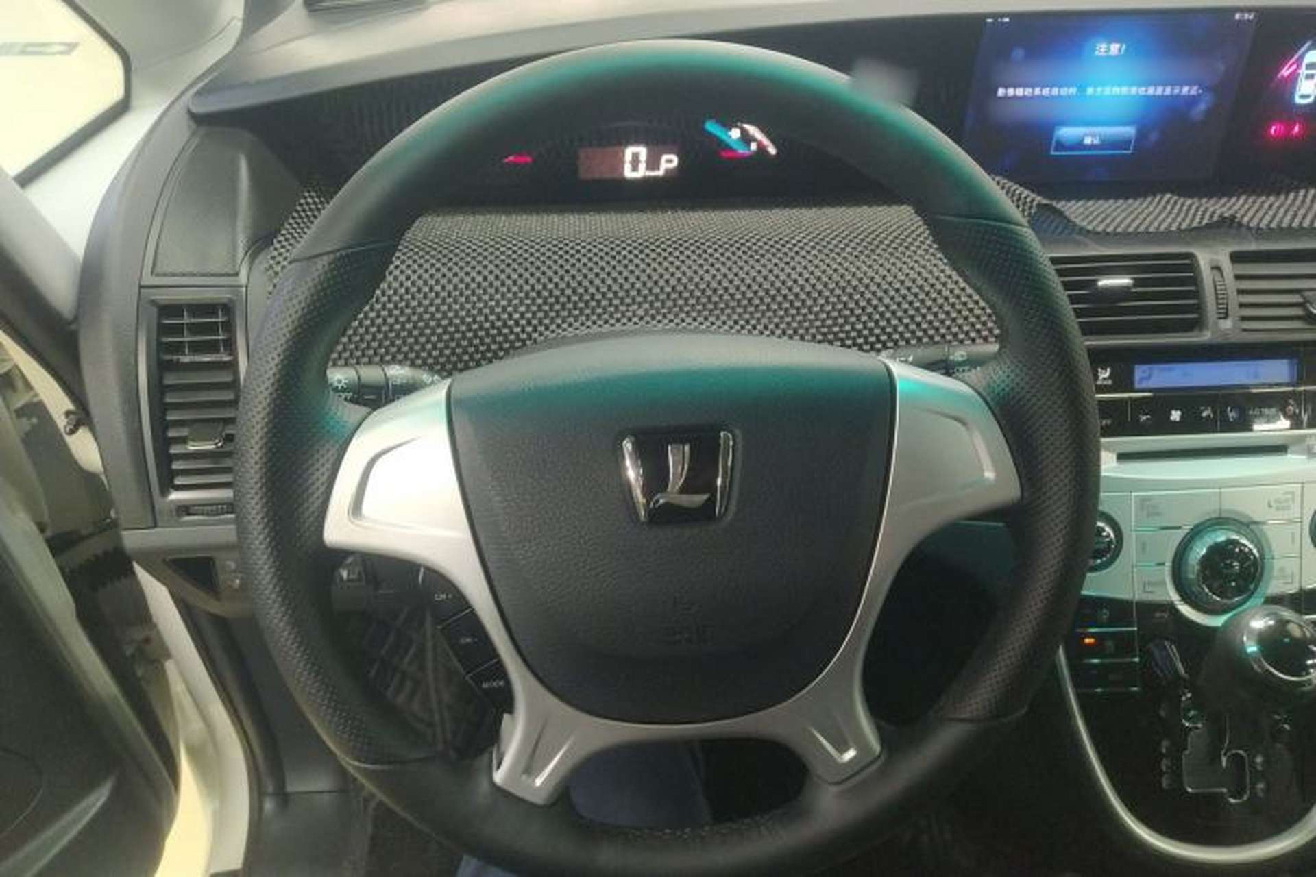 Used Luxgen Great 7 MPV 2016 2.0T Comfort Edition Steering Wheel