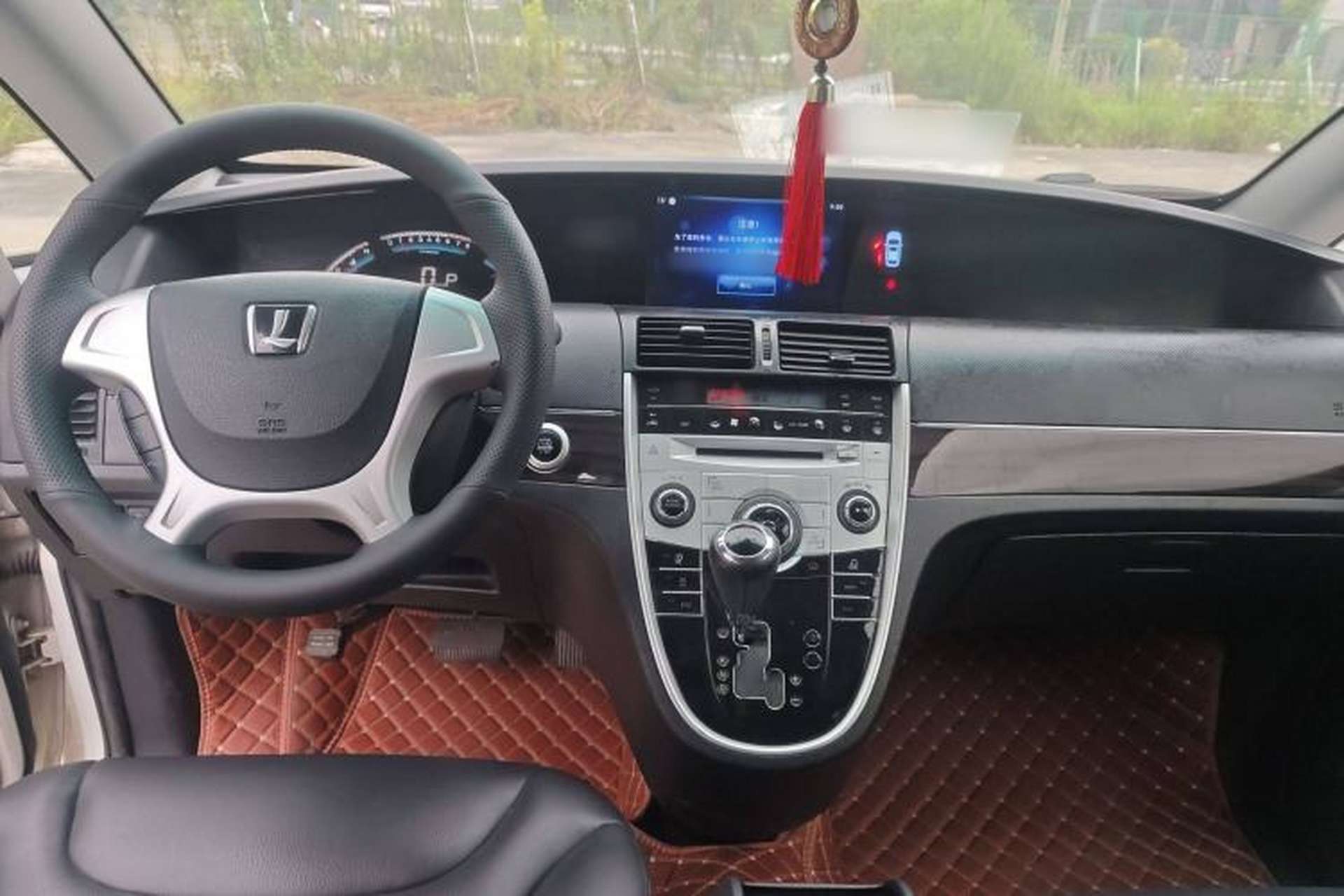 Used Luxgen Great 7 MPV 2016 2.0T Luxury Model Steering Wheel