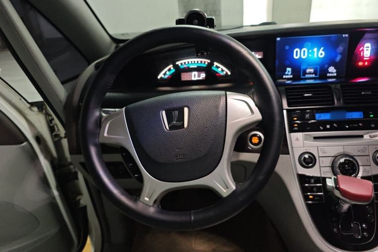 Used Luxgen Great 7 MPV 2016 2.0T Comfort Edition Steering Wheel