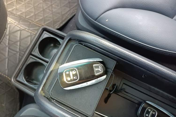 Used Luxgen Great 7 MPV 2016 2.2T Smart Enjoyment Version Vehicle Key