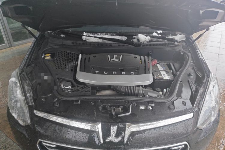 Used Luxgen Great 7 MPV 2019 2.0T Comfort Edition Engine Bay