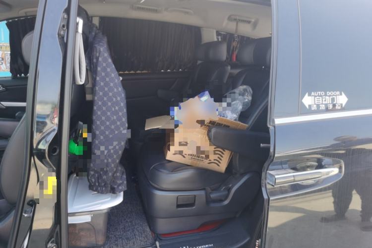Used Luxgen Great 7 MPV 2019 2.0T Flagship Edition Left Rear Seat